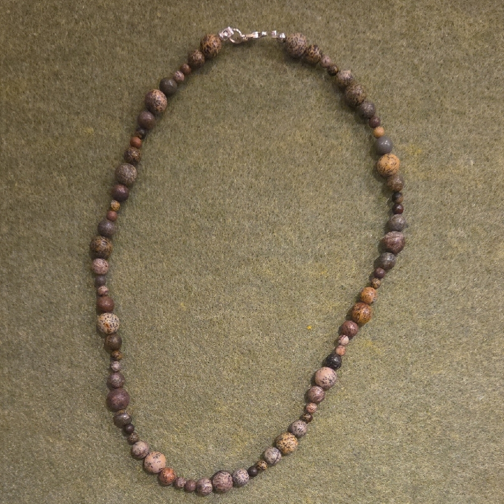 Elegant Brown Beaded Necklace